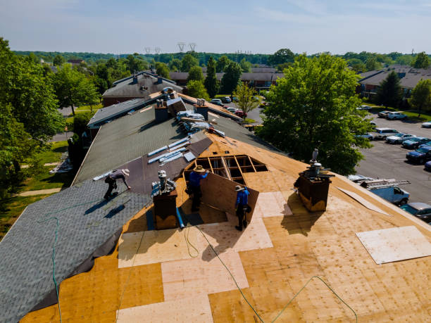 24/7 Emergency Flat Roof Repair experts in East Dubuque, IL